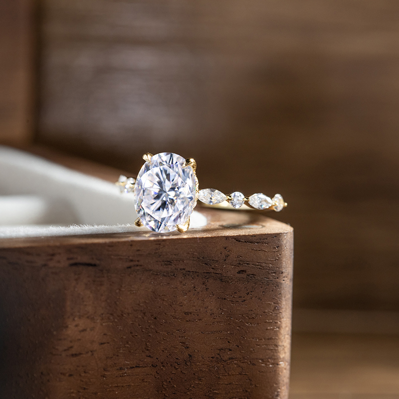 Elegant Oval Shaped 1ct 2ct 3c - Statement Cocktail Ring recension och pris