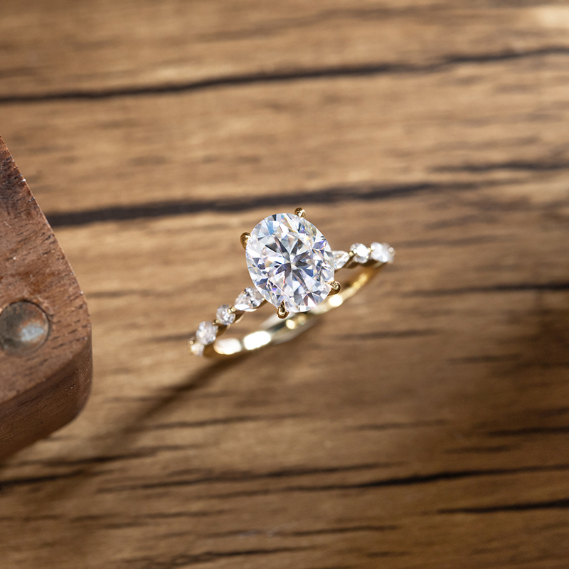 Elegant Oval Shaped 1ct 2ct 3c - Statement Cocktail Ring recension och pris