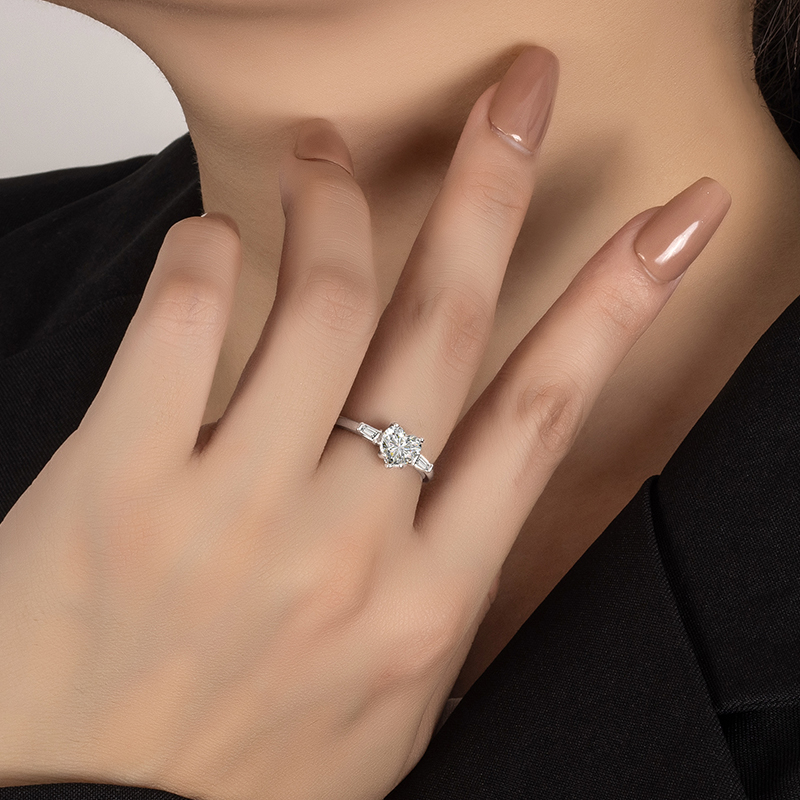 PERFANY 1CT Heart Cut Moissani - Statement Cocktail Ring recension och pris